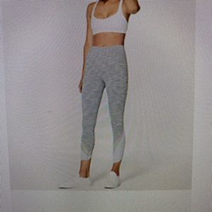 Lululemon Wunder Under Crop II